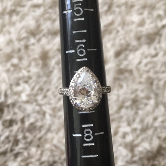 Tear drop sterling ring - Picture 5 of 5